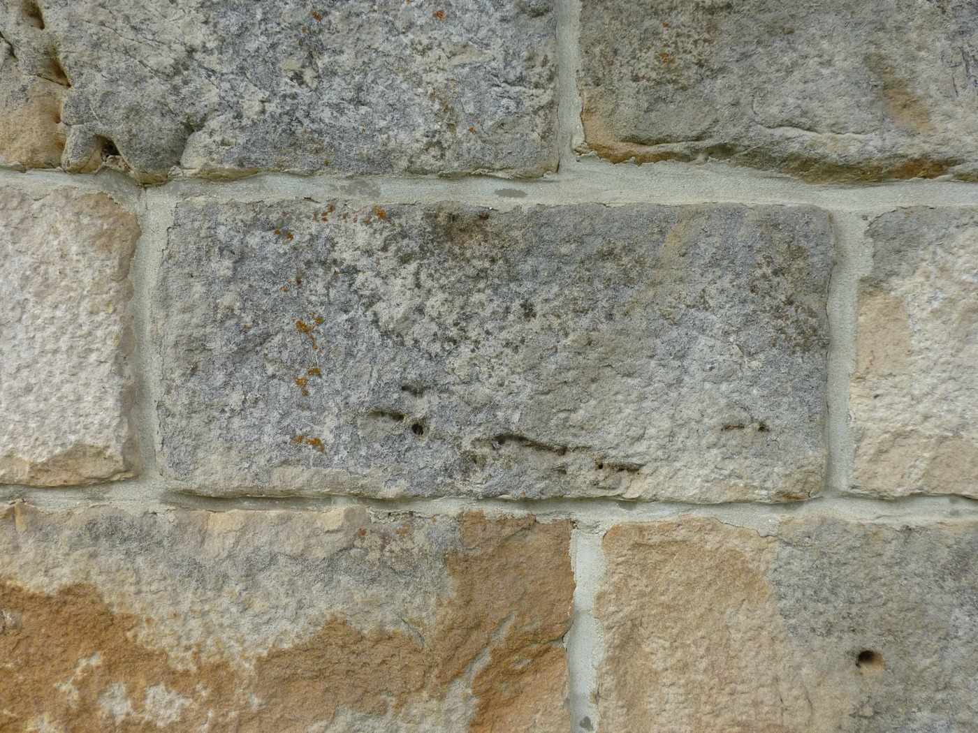 Mur de pierres d'un manoir à vendre sur la cote d'albatre