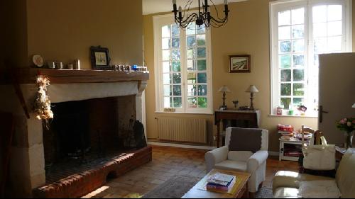 Manoir 8 PIÈCES Proche Yvetot 17ème siècle bon état