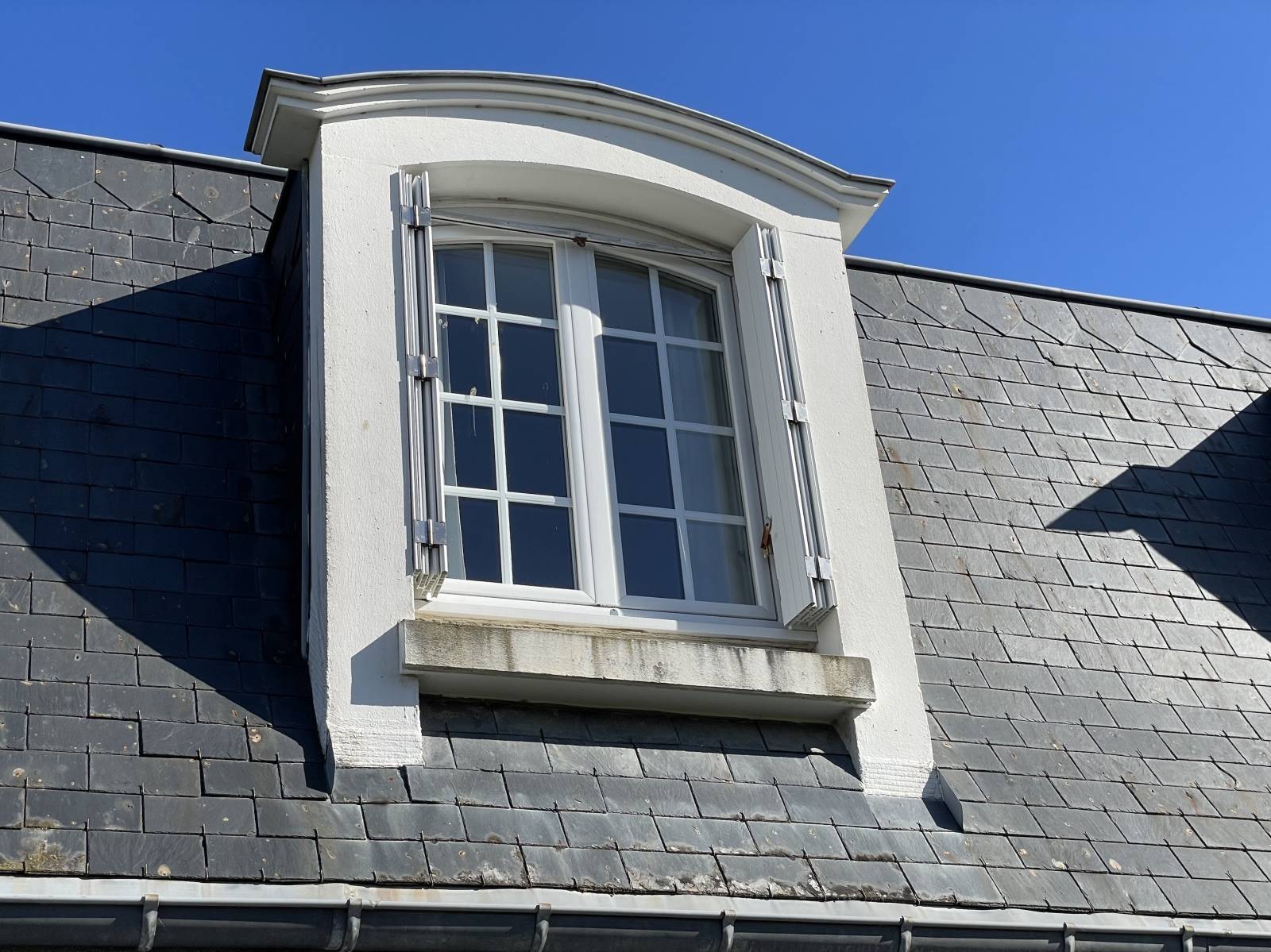 BELLE MAISON STYLE MANSART PROCHE PLAGE ET TOUS COMMERCES