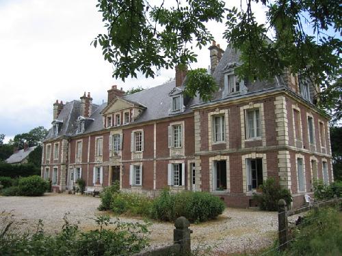 Chateau cauchois 15 PIÈCES Proche des plages centre village