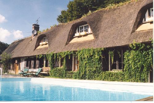 Chaumière 6 PIÈCES 76 Entre Cany Barville et Fauville Centre village Piscine