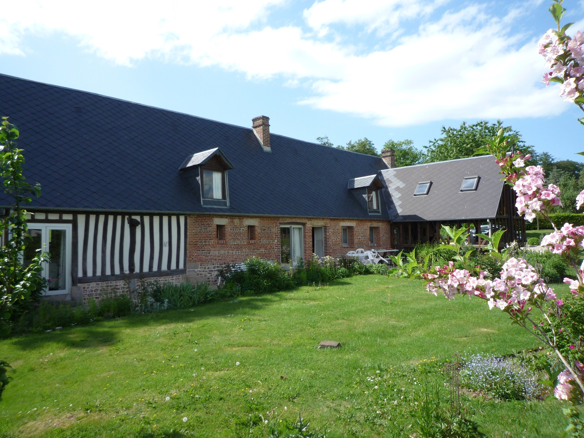 MAISON VENDUE PAR CANY IMMOBILIER A PRETOT VICQUEMARE