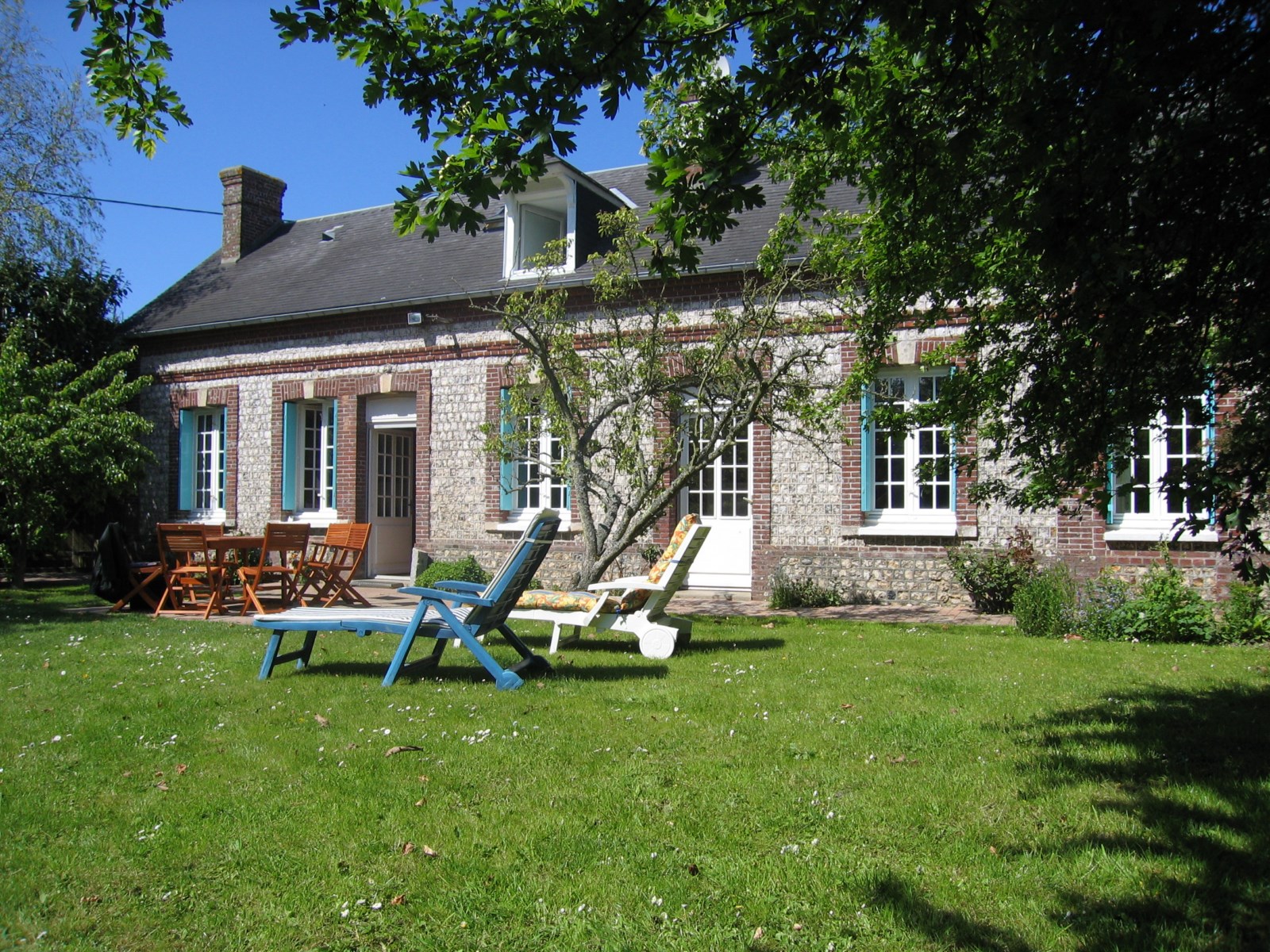 MAISON PROCHE DE LA PLAGE SAINT PIERRE EN PORT VENDUE PAR CANY IMMOBILIER