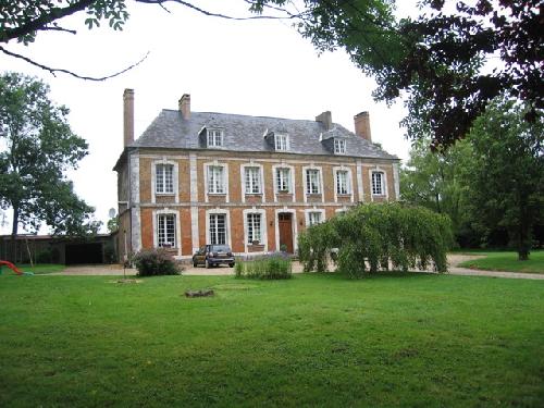 Manoir 8 PIÈCES Proche Yvetot 17ème siècle bon état