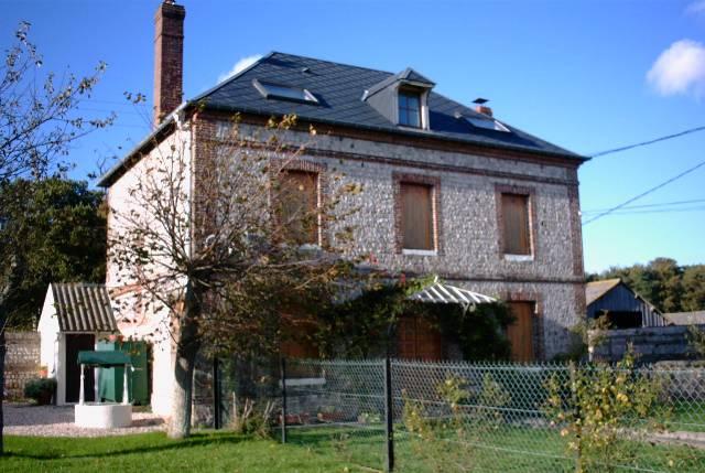 MAISON DE MAÎTRE 8 PIÈCES PAYS DE CAUX LA PLAGE A 2 KMS VILLAGE AVEC COMMERCES