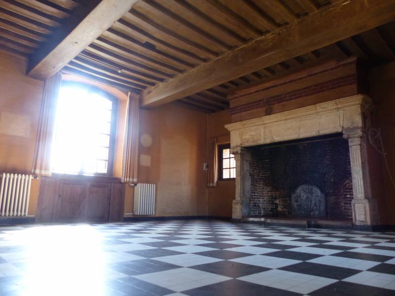 EXCLUSIVITE EMBLEMATIQUE FERME MANOIR DU XVIEME CLASSEE MONUMENT HISTORIQUE