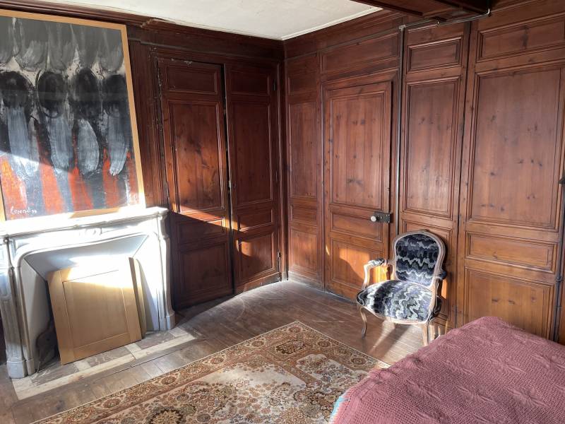 EXCLUSIVITE MAISON NORMANDE EN BRIQUES ET SILEX A RENOVER SUR GRAND TERRAIN