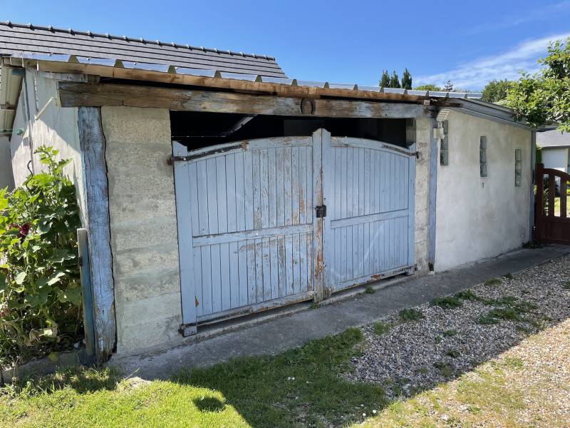 ENSEMBLE DE 2 MAISONS COMMUNICANTES AVEC LA PLAGE DES PETITES DALLES A PIED