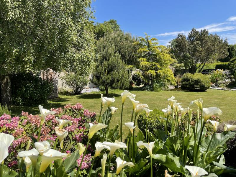ENSEMBLE DE 2 MAISONS COMMUNICANTES AVEC LA PLAGE DES PETITES DALLES A PIED
