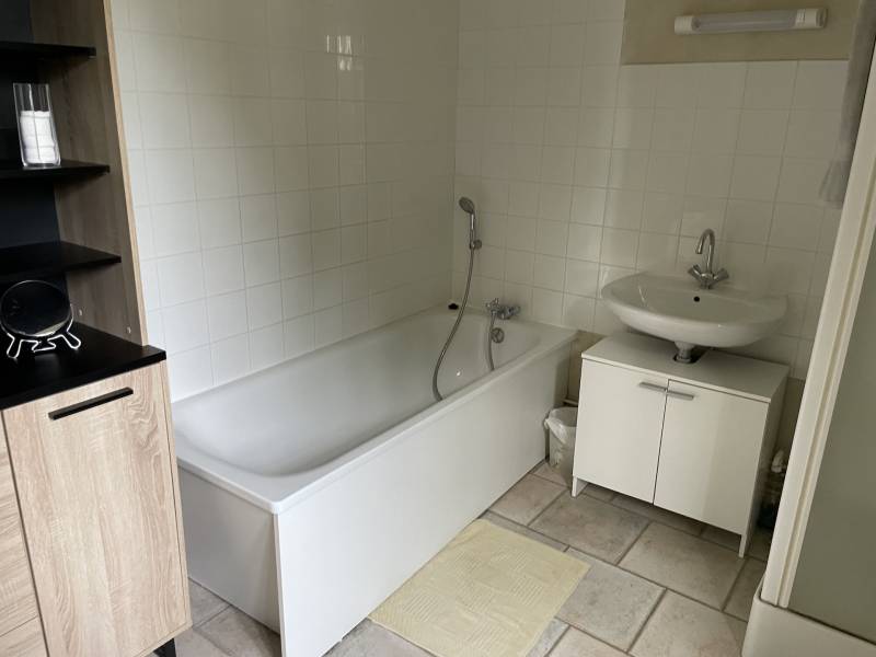 ANCIEN PRESBYTERE EN COLOMBAGES RESTAURE EN 2007 AVEC MATERIAUX TRADITIONNELS ET ECOLOGIQUES