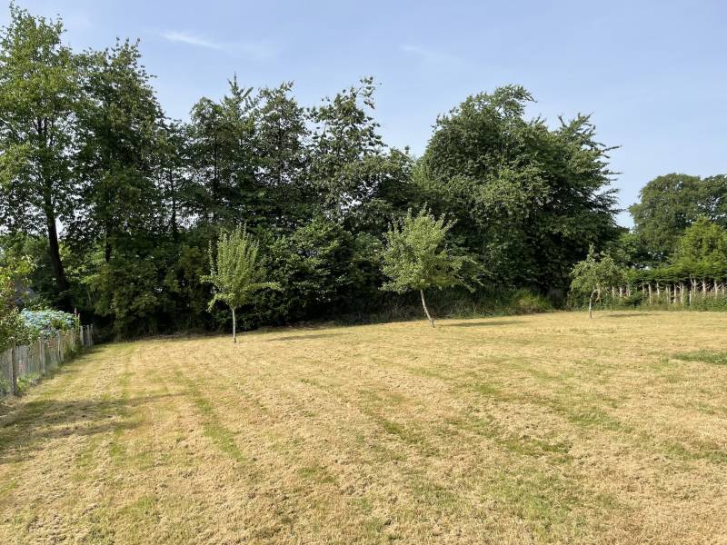 ANCIEN PRESBYTERE EN COLOMBAGES RESTAURE EN 2007 AVEC MATERIAUX TRADITIONNELS ET ECOLOGIQUES