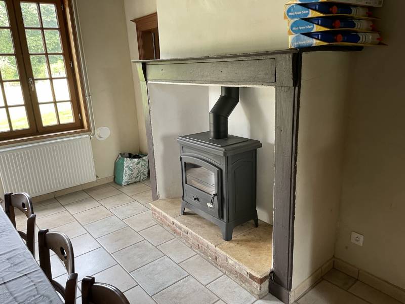 ANCIEN PRESBYTERE EN COLOMBAGES RESTAURE EN 2007 AVEC MATERIAUX TRADITIONNELS ET ECOLOGIQUES