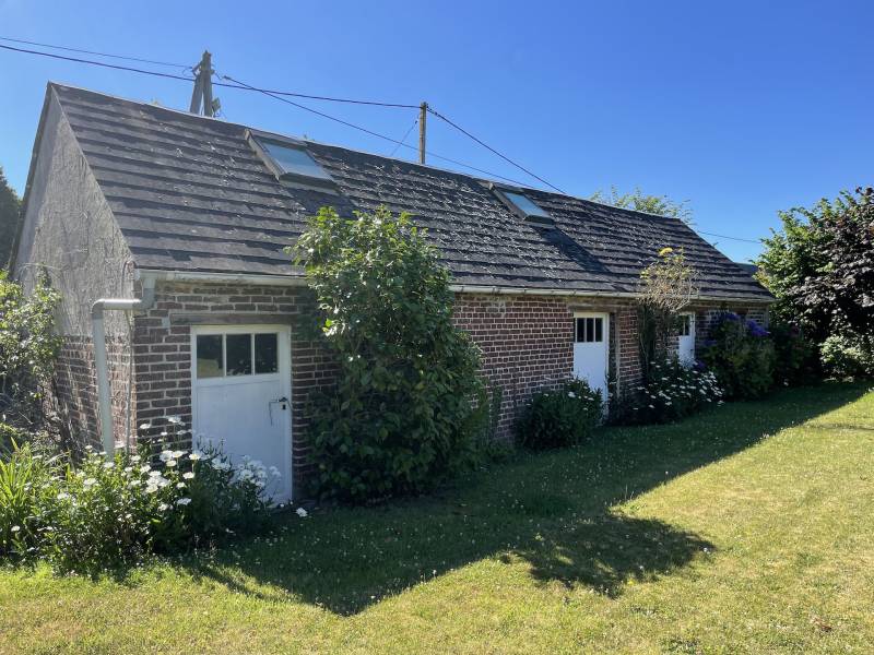 EXCLUSIVITE BELLE MAISON DE MAITRE A RENOVER PROCHE PLAGE DES PETITES DALLES ET COMMERCES