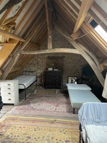 EXCLUSIVITÉ CHARMANTE LONGÈRE XVIIIème À RÉNOVER DANS LA VALLÉE DE LA GANZEVILLE