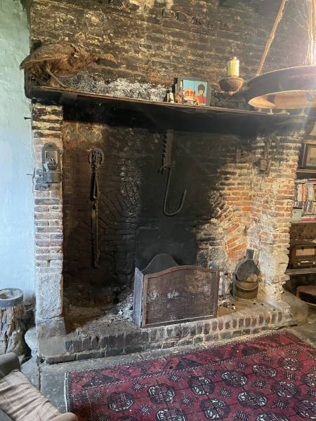 EXCLUSIVITÉ CHARMANTE LONGÈRE XVIIIème À RÉNOVER DANS LA VALLÉE DE LA GANZEVILLE