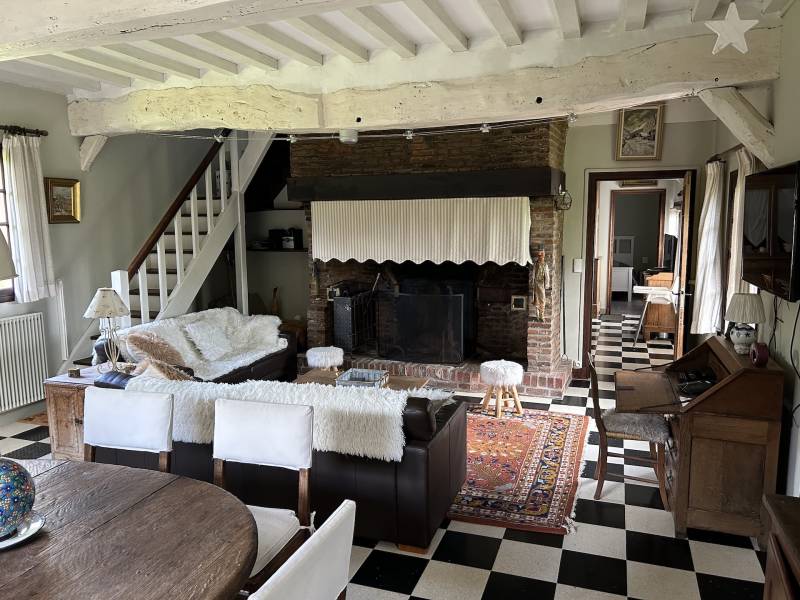 EXCLUSIVITE BELLE CHAUMIERE EN COLOMBAGES 5 PIÈCES ENTRE YVETOT ET LES PLAGES NORMANDES