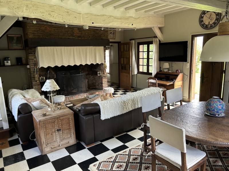 EXCLUSIVITE BELLE CHAUMIERE EN COLOMBAGES 5 PIÈCES ENTRE YVETOT ET LES PLAGES NORMANDES