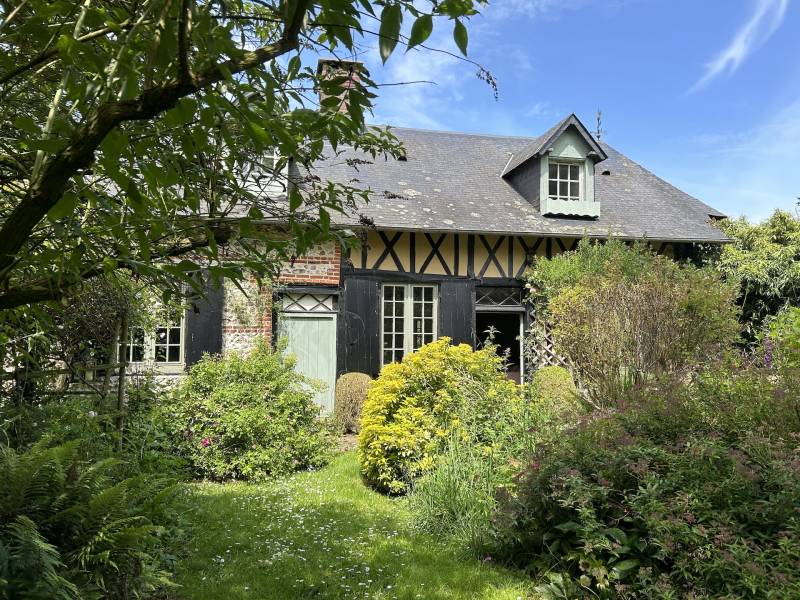 EXCLUSIVITÉ MAISON NORMANDE DE CHARME 10 MINUTES DE LA MER MAGNIFIQUE JARDIN PAYSAGER
