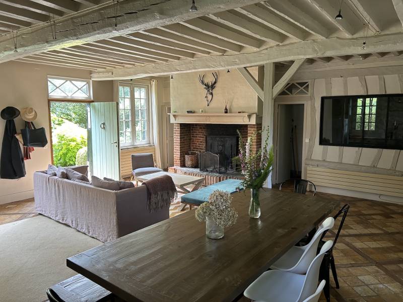 EXCLUSIVITÉ MAISON NORMANDE DE CHARME 10 MINUTES DE LA MER MAGNIFIQUE JARDIN PAYSAGER