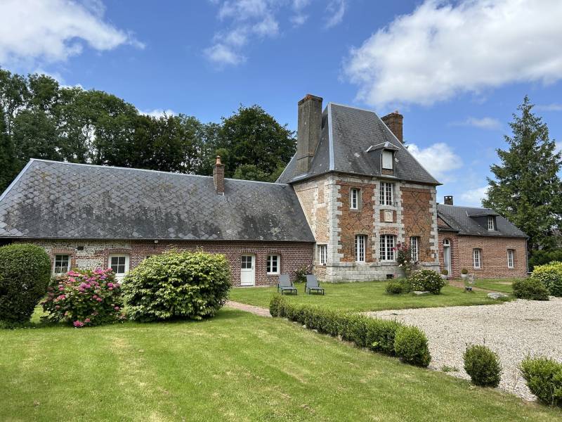 EXCLUSIVITE ELEGANT RELAIS DE CHASSE DU XVIIIème 7 PIÈCES NORMANDIE COTE D'ALBATRE ENTRE DIEPPE ET ETRETAT POSSIBILITE 2 HABITATIONS SEPAREES OU GITE