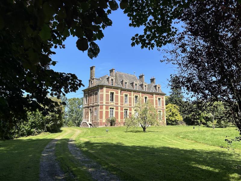 UNE FAMILLE AU SERVICE DE VOTRE PROJET IMMOBILIER