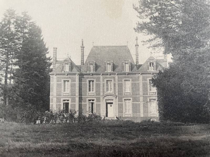 EXCLUSIVITE ELEGANTE PROPRIETE BOURGEOISE A RENOVER DANS SON PARC PROCHE DES PLAGES DE LA COTE D'ALBATRE POSSIBILITE ACHAT 10 HECTARES DE BOIS ATTENANTS EN SUS