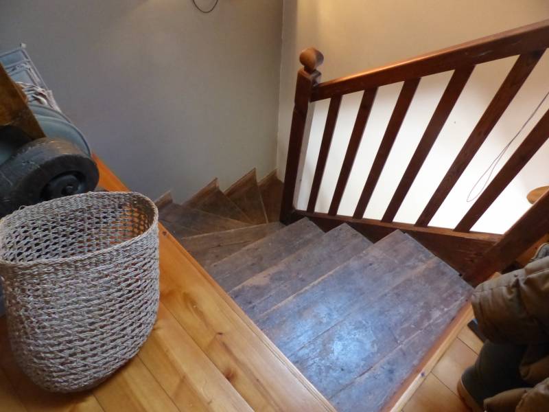 EXCLUSIVITÉ RAVISSANTE MAISON DE VILLAGE COTIER RÉNOVÉE AVEC GOUT PROCHE PLAGE ET COMMERCES