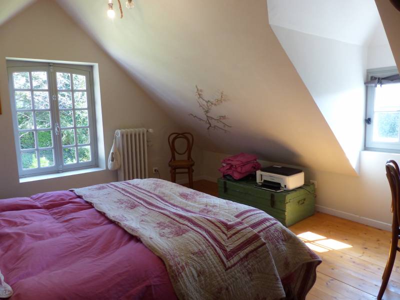 EXCLUSIVITÉ RAVISSANTE MAISON DE VILLAGE COTIER RÉNOVÉE AVEC GOUT PROCHE PLAGE ET COMMERCES