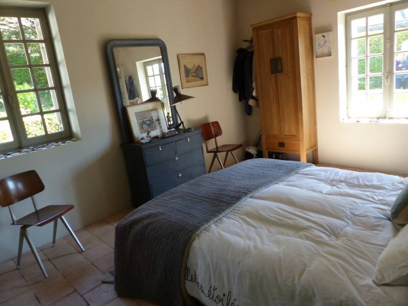 EXCLUSIVITÉ RAVISSANTE MAISON DE VILLAGE COTIER RÉNOVÉE AVEC GOUT PROCHE PLAGE ET COMMERCES