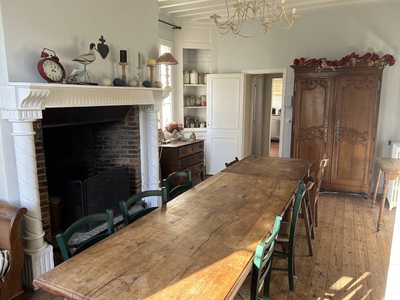 BELLE MAISON DE MAÎTRE A 25 MINUTES DES PLAGES DE LA CÔTE D’ALBÂTRE