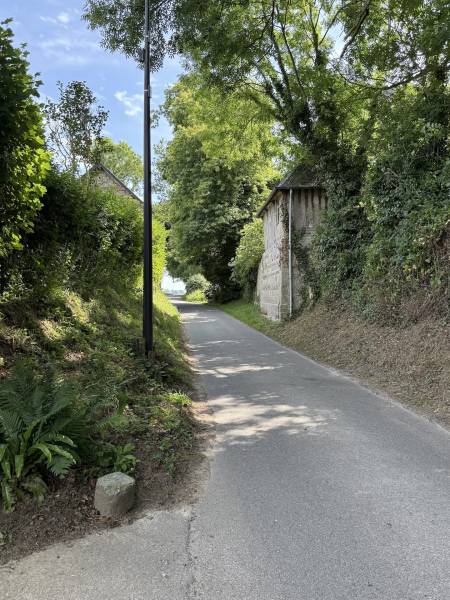 EXCLUSIVITÉ ELEGANTE MAISON DE MAITRE ENTIÈREMENT RESTAURÉE A PROXIMITE IMMÉDIATE DES PLAGES