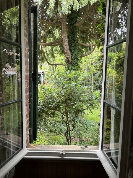 RARE PIED À TERRE AU CŒUR D’ÉTRETAT À RÉNOVER SELON VOS GOÛTS 