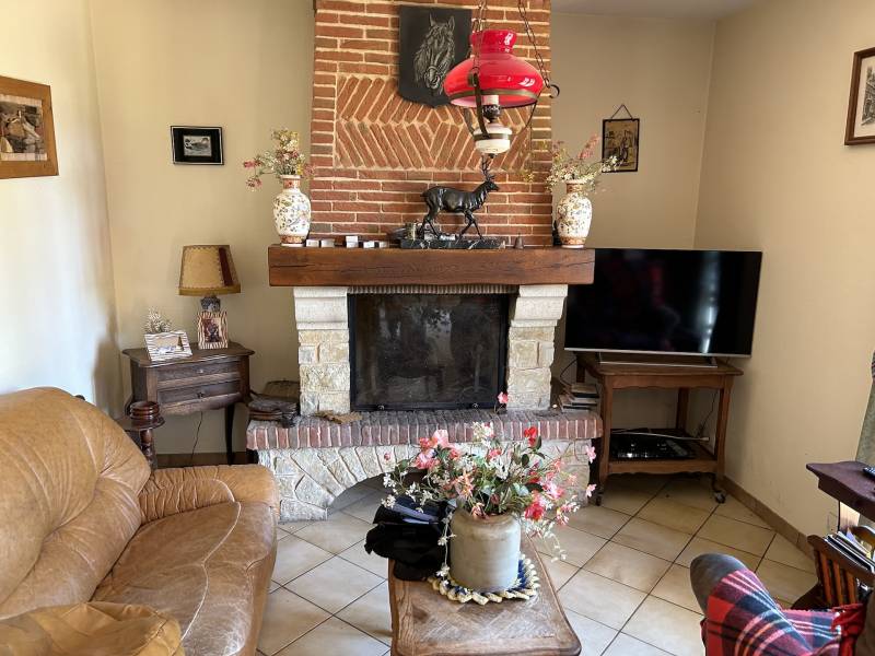 MAISON À RÉNOVER À SEULEMENT 4 KM DE LA PLAGE DES PETITES-DALLES