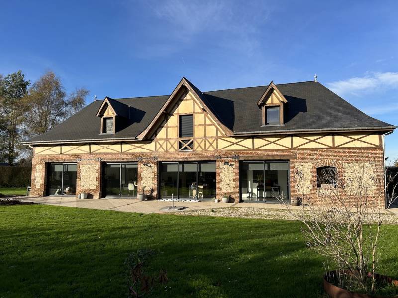 BELLE ET LUMINEUSE MAISON NORMANDE A SEULEMENT 10 MINUTES DE LA PLAGE DE VEULETTES-SUR-MER