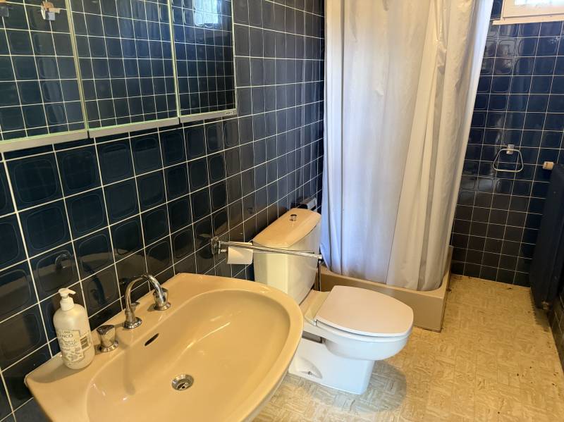 EXCLUSIVITÉ AUTHENTIQUE PRESBYTÈRE XVIIIÈME AVEC SON JARDIN DE CURÉ CLOS DE MURS