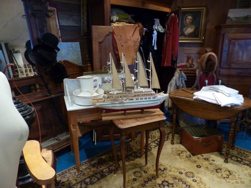 ANTIQUITES BROCANTE YVETOT BROCANTE DE LA GARE