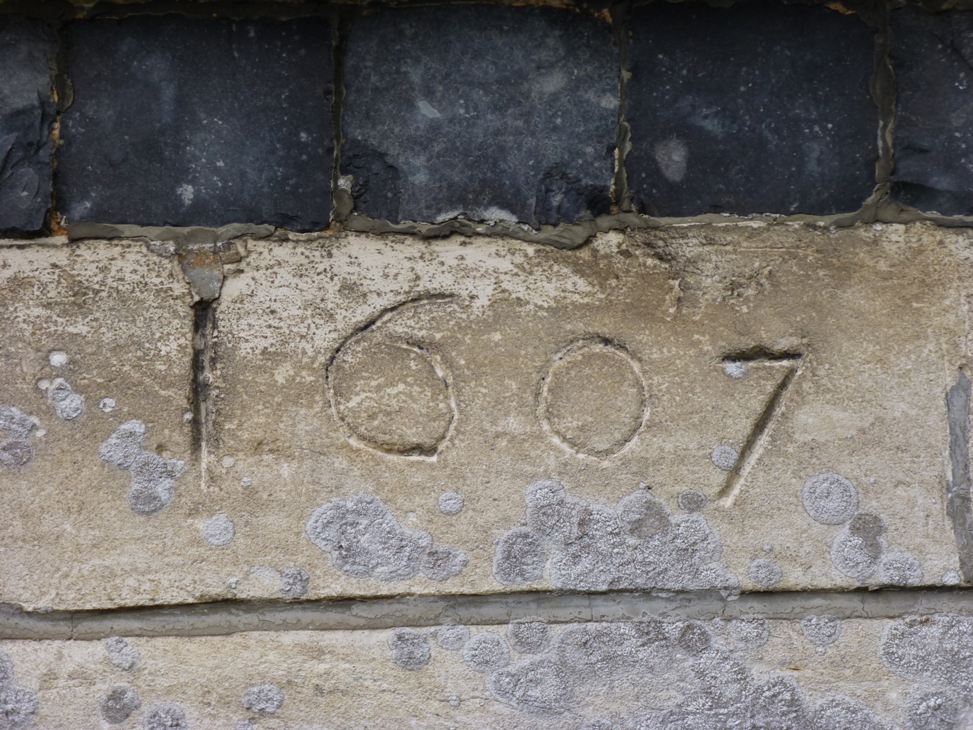 MAISON FONDEE EN ...