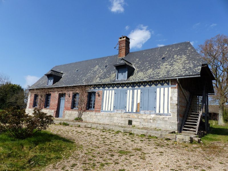 EXCLUSIVITE RAVISSANT CORPS DE FERME EN COURS DE RENOVATION 10 PIÈCES NORMANDIE 6 KILOMETRES DE LA PLAGE HANGAR DE 220 M2 IDEAL VOITURES DE COLLECTION