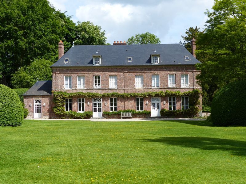 EXCLUSIVITE ELEGANT MANOIR A VENDRE PROCHE DES PLAGES NORMANDES 11 PIÈCES NORMANDIE COTE D'ALBATRE ENTRE DIEPPE ET ETRETAT BEAU PARC SANS VIS A VIS