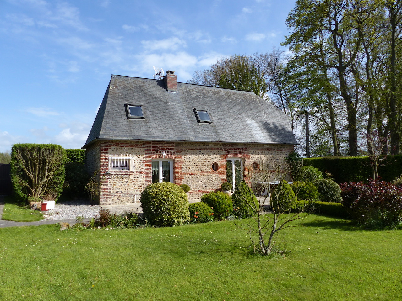 EXCLUSIVITE MAISON NORMANDE EN BRIQUES DE SAINT JEAN PROCHE GOLF ET PLAGES 5 PIÈCES NORMANDIE COTE D'ALBATRE CHARMANT PIED-A-TERRE SECONDAIRE