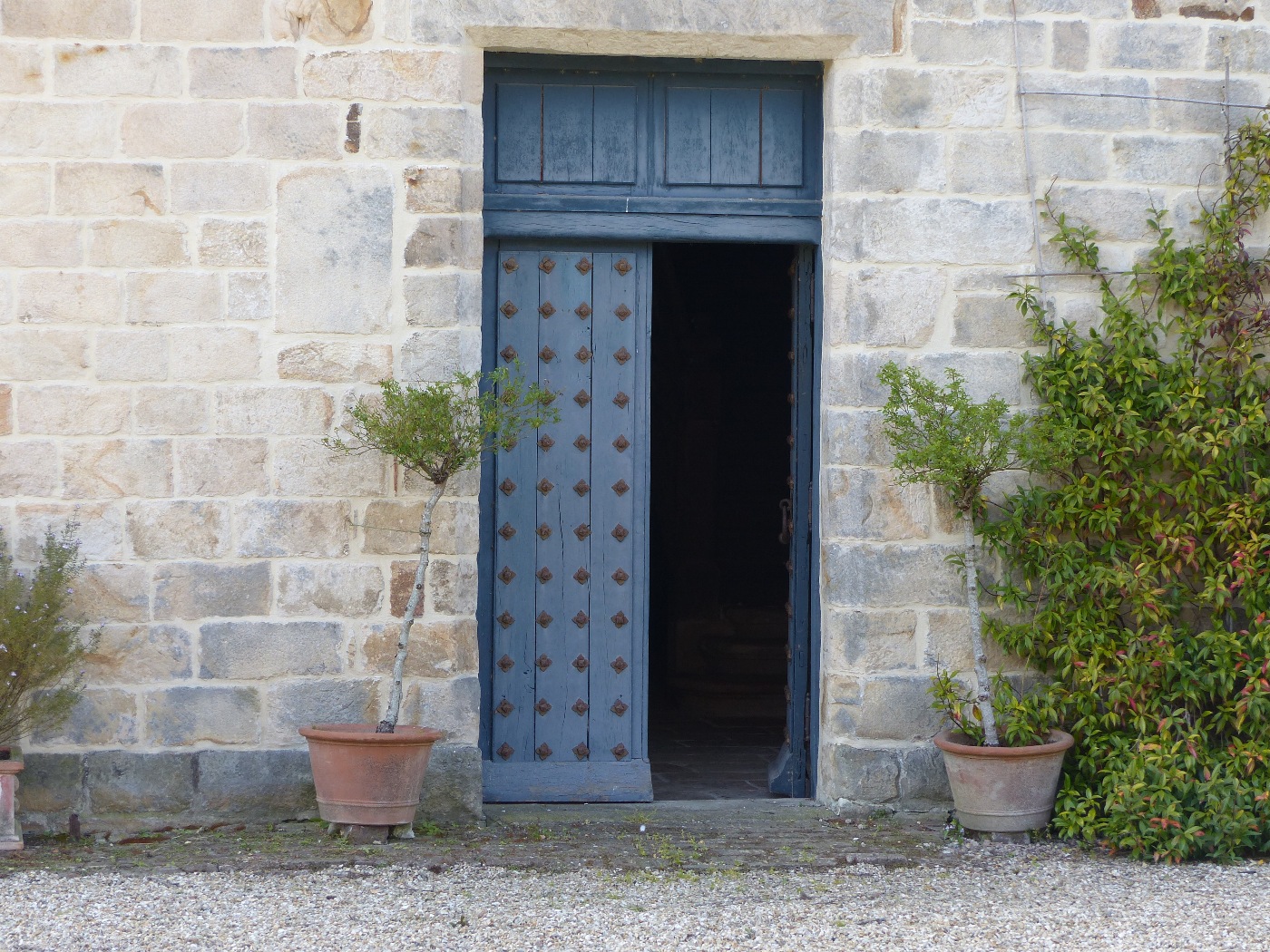 Porte de manoir cauchois à vendre en pierre dans le secteur de Varengeville sur mer