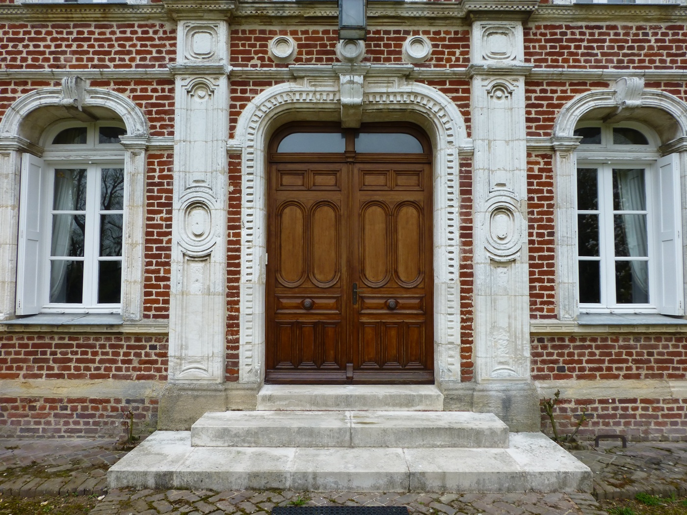 Porte de manoir à vendre dans la région du Havre