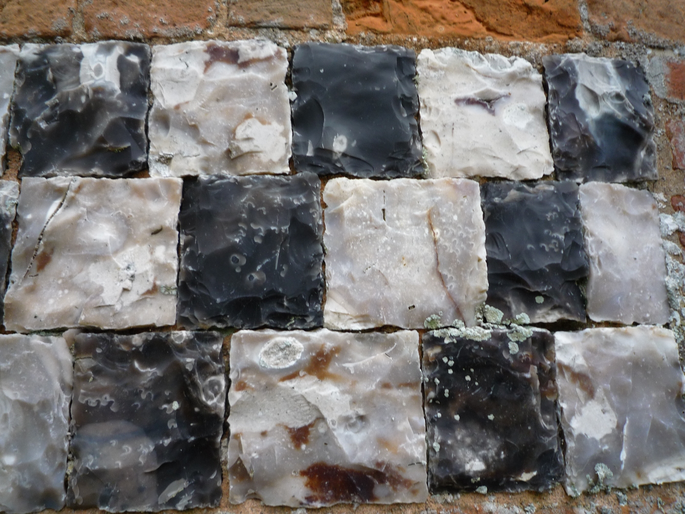 Damier en silex noirs et blancs d'un manoir proche de Veulettes sur mer