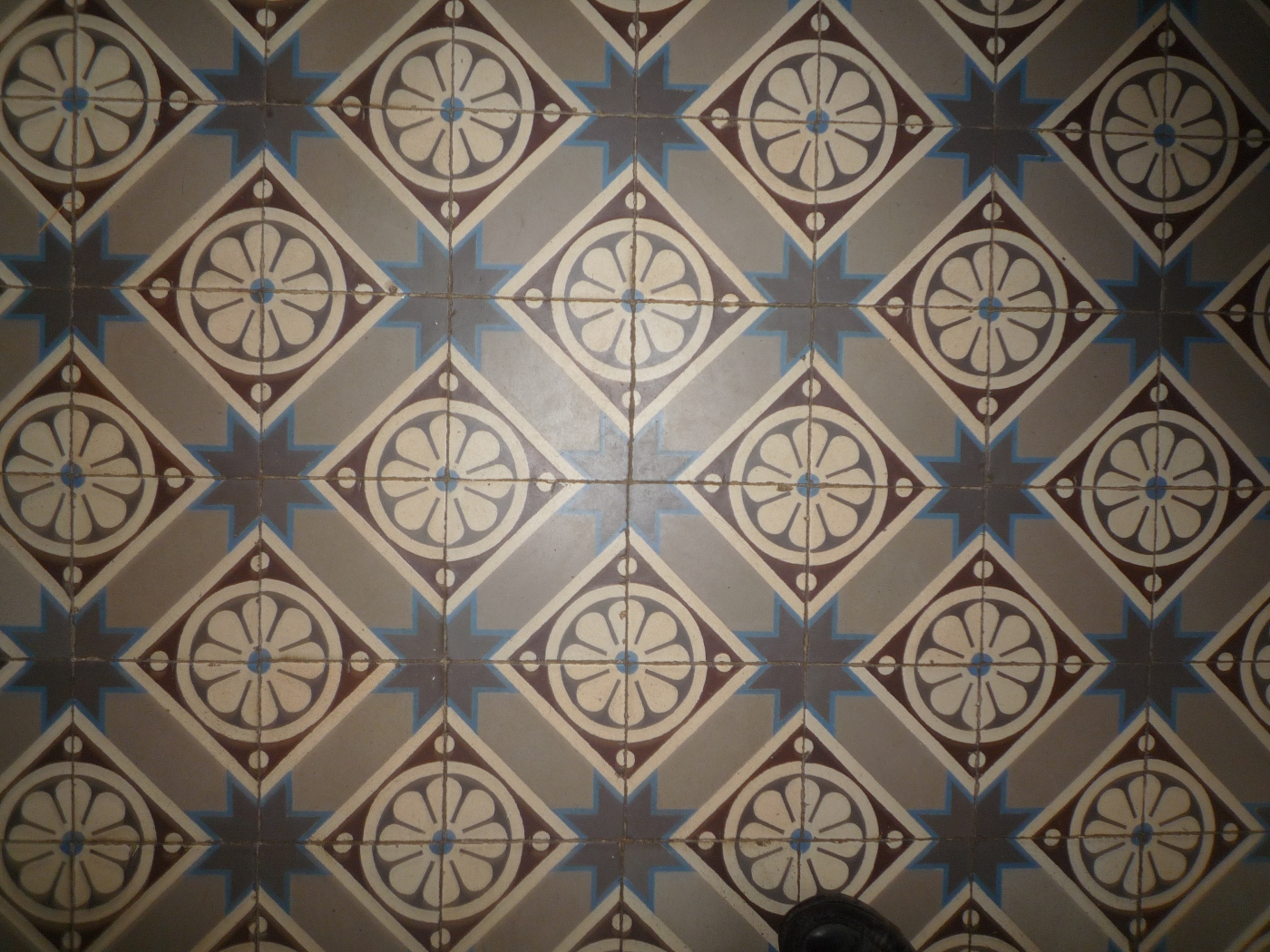 Carrelage d'une demeure en briques à vendre près de Fécamp