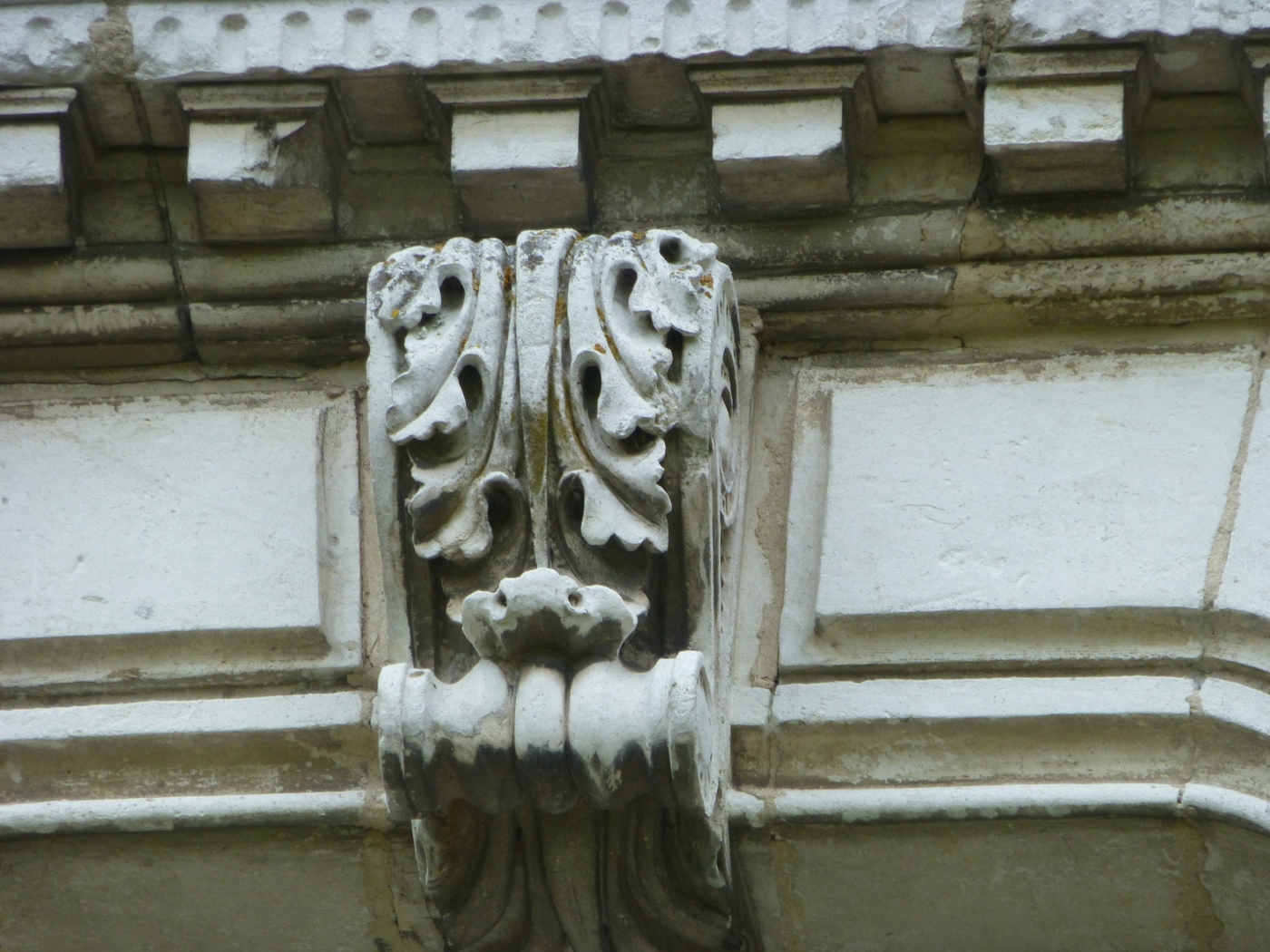 Clé de voute en pierre de taille sur maison bourgeoise à vendre près de goderville