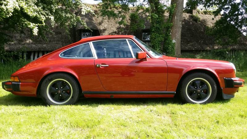 PORSCHE 911 S 1977